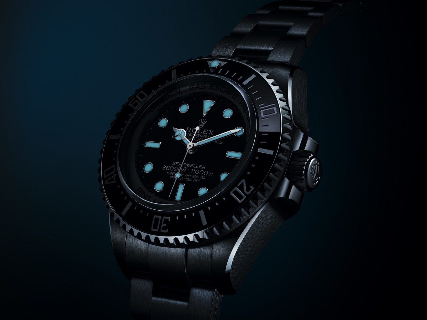 11000米潜水！劳力士首款钛金属腕表发布！（图）